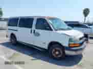 2005 Chevrolet Express Passenger с VIN 1GAHG35U051189979, выставлен на аукционе IAAI как лот 42984657 с пробегом 164 983 миль миль и . История ставок и продаж доступна на DreamBid. Изображение 1.