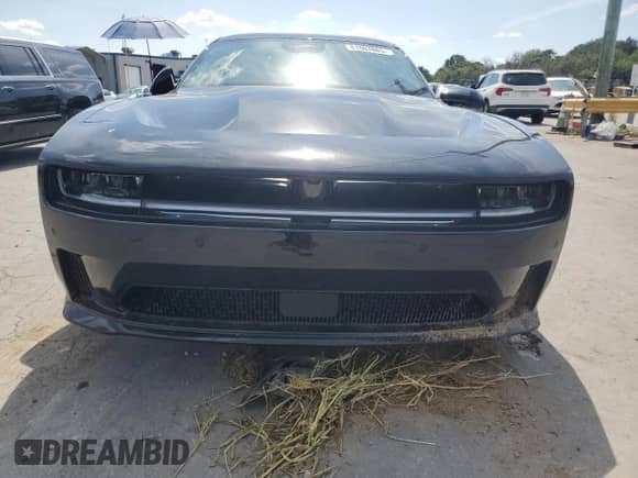 2025 Dodge Charger R/T с VIN 2C3CDBCK5SR209130, выставлен на аукционе Copart как лот 81667885 с пробегом 271 миль миль и Списание • Salvage title. История ставок и продаж доступна на DreamBid. Изображение 5.