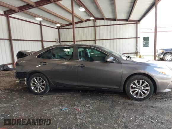 2016 Toyota Camry XLE с VIN 4T1BF1FK6GU605354, выставлен на аукционе IAAI как лот 42938745 с пробегом 61 398 миль миль и . История ставок и продаж доступна на DreamBid. Изображение 14.