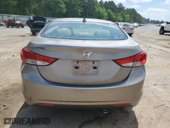 2011 Hyundai Elantra GLS z VIN 5NPDH4AE4BH014744, wystawiony jako Copart lot #52530255 z przebiegiem 99 860 mil mil oraz Szkoda całkowita • Salvage title. Historia ofert i sprzedaży dostępna na DreamBid. Obrazek 6.
