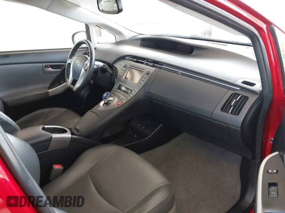 2014 Toyota Prius Four z VIN JTDKN3DU0E1770807, wystawiony jako IAAI lot #42154046 z przebiegiem 149 787 mil mil oraz . Historia ofert i sprzedaży dostępna na DreamBid. Obrazek 5.