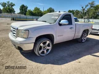 2007 GMC Sierra 1500 Work Truck with VIN 1GTEC14CX7Z641377, listed as a Copart auction lot 81898515 with Not provided miles and Salvage title. Bid and sale history available at DreamBid. Image 1.