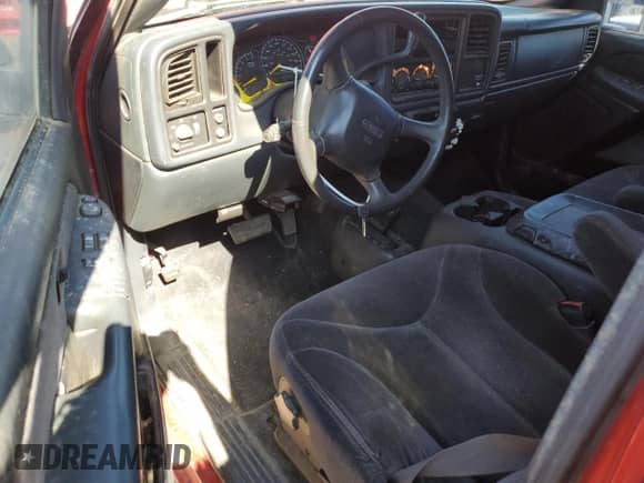 1999 GMC Sierra 1500 SL с VIN 1GTEK19T0XE520022, выставлен на аукционе Copart как лот 67127775 с пробегом 252 843 миль миль и Списание • Salvage title. История ставок и продаж доступна на DreamBid. Изображение 8.