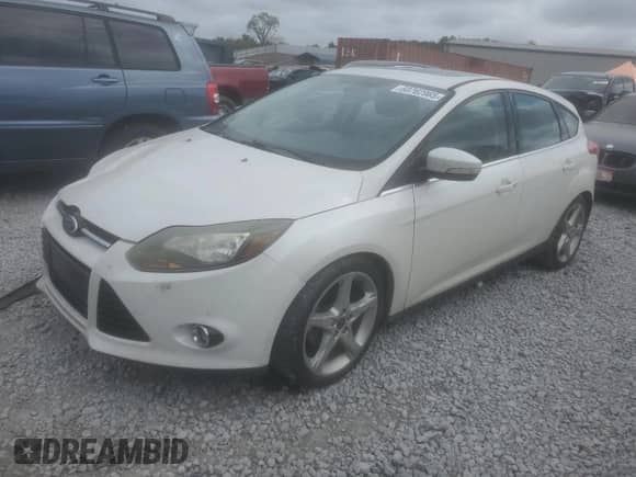 2013 Ford Focus Titanium with VIN 1FADP3N27DL120834, listed as a Copart auction lot 68762965 with 171,855 mi miles and Salvage title. Bid and sale history available at DreamBid. Image 1.