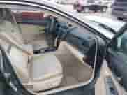 2013 Toyota Camry LE z VIN 4T1BD1FKXDU066965, wystawiony jako IAAI lot #43027264 z przebiegiem 98 455 mil mil oraz . Historia ofert i sprzedaży dostępna na DreamBid. Obrazek 5.