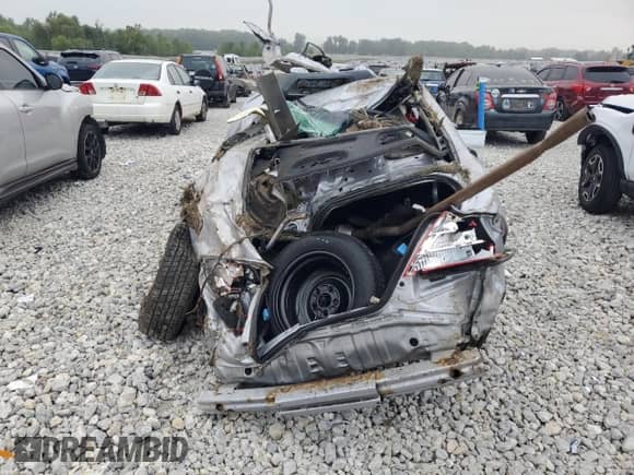 2004 Honda Accord EX with VIN 1HGCM71604A009828, listed as a Copart auction lot 72940464 with Not provided miles and Non repairable. Bid and sale history available at DreamBid. Image 6.