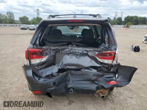 2020 Subaru Forester Premium z VIN JF2SKAJC9LH514406, wystawiony jako Copart lot #70204095 z przebiegiem 48 348 mil mil oraz Szkoda całkowita • Salvage title. Historia ofert i sprzedaży dostępna na DreamBid. Obrazek 6.