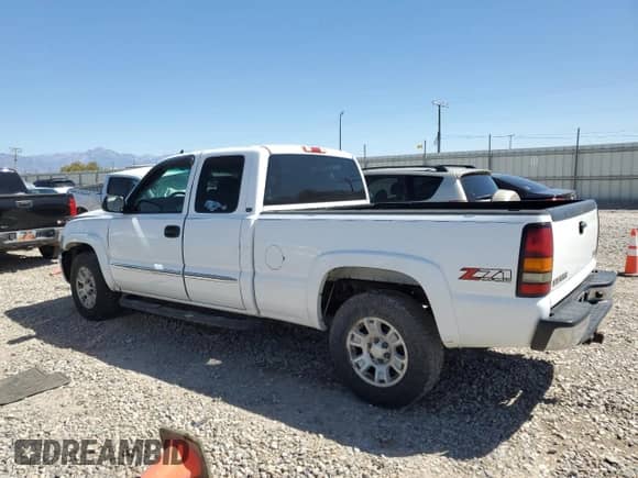 2007 GMC Sierra 1500 SLT с VIN 1GTEK19Z47Z172741, выставлен на аукционе Copart как лот 68536905 с пробегом 207 917 миль миль и Списание • Salvage title. История ставок и продаж доступна на DreamBid. Изображение 2.