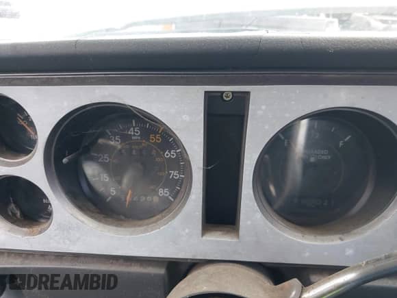 1984 Chevrolet S-10 с VIN 1GCCS14B0E8143452, выставлен на аукционе IAAI как лот 42218193 с пробегом 58 426 миль миль и . История ставок и продаж доступна на DreamBid. Изображение 7.
