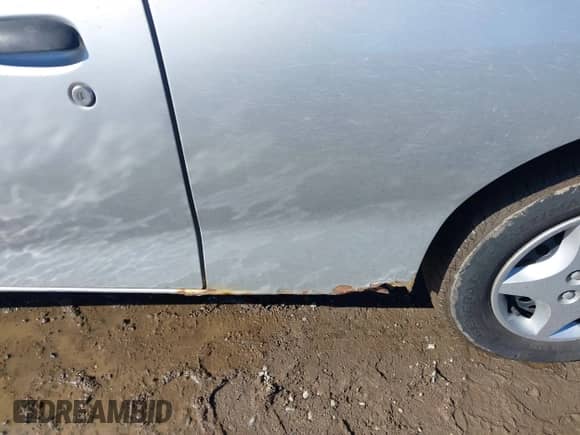 2000 Chevrolet Cavalier z VIN 1G1JC1240Y7441902, wystawiony jako IAAI lot #41637287 z przebiegiem 102 499 mil mil oraz . Historia ofert i sprzedaży dostępna na DreamBid. Obrazek 16.