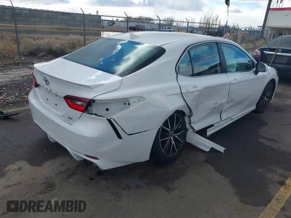 2023 Toyota Camry SE с VIN 4T1G11AK6PU813746, выставлен на аукционе IAAI как лот 41210012 с пробегом 34 717 миль миль и . История ставок и продаж доступна на DreamBid. Изображение 4.