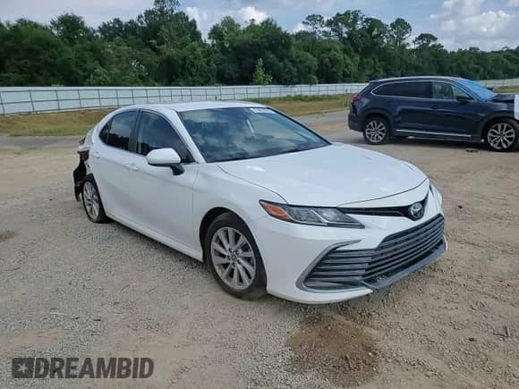 2022 Toyota Camry LE с VIN 4T1C11AK0NU069718, выставлен на аукционе Copart как лот 71914715 с пробегом 49 755 миль миль и На запчасти • Non repairable. История ставок и продаж доступна на DreamBid. Изображение 13.