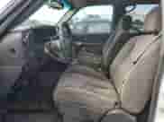 2005 Chevrolet Silverado 1500HD LS с VIN 1GCGK13U15F837731, выставлен на аукционе Copart как лот 81183584 с пробегом Не указан миль и Списание • Salvage title. История ставок и продаж доступна на DreamBid. Изображение 7.