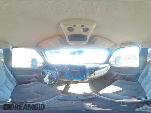 2003 Chevrolet Silverado 2500HD LT z VIN 1GCHK29183E120978, wystawiony jako Copart lot #81241735 z przebiegiem 306 355 mil mil oraz Szkoda całkowita • Salvage title. Historia ofert i sprzedaży dostępna na DreamBid. Obrazek 14.