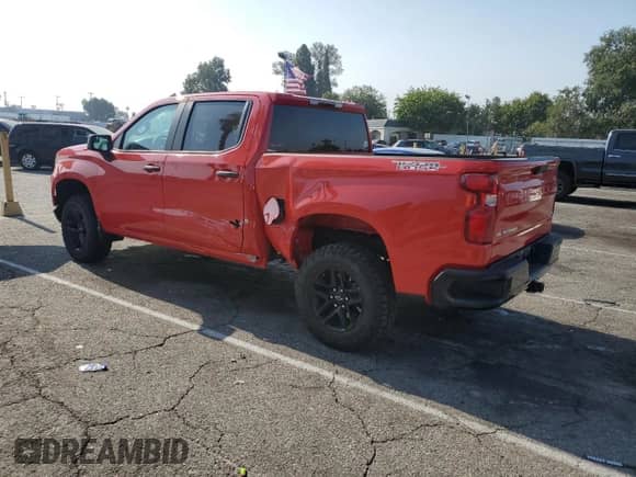 2022 Chevrolet Silverado 1500 Custom Trail Boss с VIN 3GCPDCEK7NG670582, выставлен на аукционе Copart как лот 68401775 с пробегом 9 560 миль миль и Списание • Salvage title. История ставок и продаж доступна на DreamBid. Изображение 2.