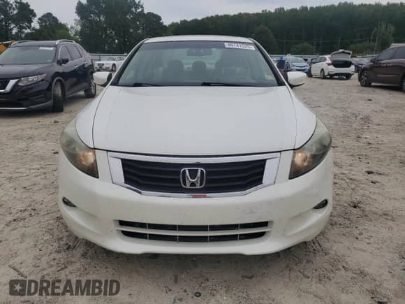 2009 Honda Accord EX-L with VIN 1HGCP36869A003484, listed as a Copart auction lot 80741525 with 82,762 mi miles and Clean title. Bid and sale history available at DreamBid. Image 5.