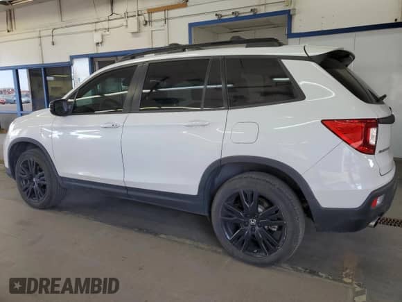 2021 Honda Passport Sport с VIN 5FNYF8H22MB001907, выставлен на аукционе Copart как лот 67575685 с пробегом 33 415 миль миль и Списание • Salvage title. История ставок и продаж доступна на DreamBid. Изображение 2.