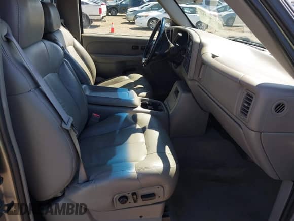 2002 Chevrolet Silverado 1500 LS with VIN 2GCEC19TX21415253, listed as a IAAI auction lot 41788212 with 146,312 mi miles and . Bid and sale history available at DreamBid. Image 5.