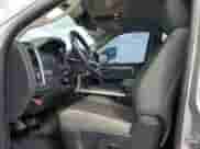 2015 Ram 1500 SLT z VIN 1C6RR7GG2FS669674, wystawiony jako Copart lot #72450984 z przebiegiem 150 419 mil mil oraz Szkoda całkowita • Salvage title. Historia ofert i sprzedaży dostępna na DreamBid. Obrazek 7.