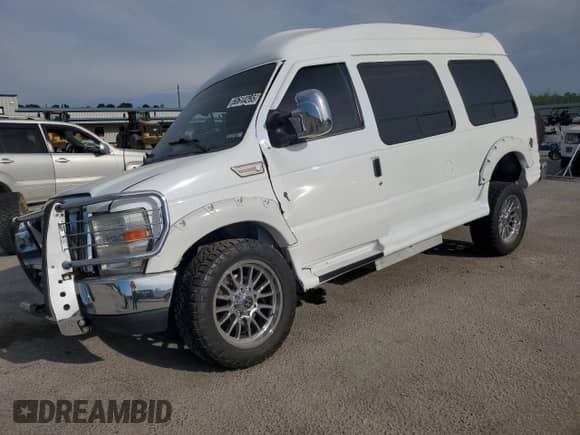 2010 Ford Econoline Cargo с VIN 1FDNE2EL2ADA03669, выставлен на аукционе Copart как лот 50614265 с пробегом 6 249 миль миль и Списание • Salvage title. История ставок и продаж доступна на DreamBid. Изображение 1.