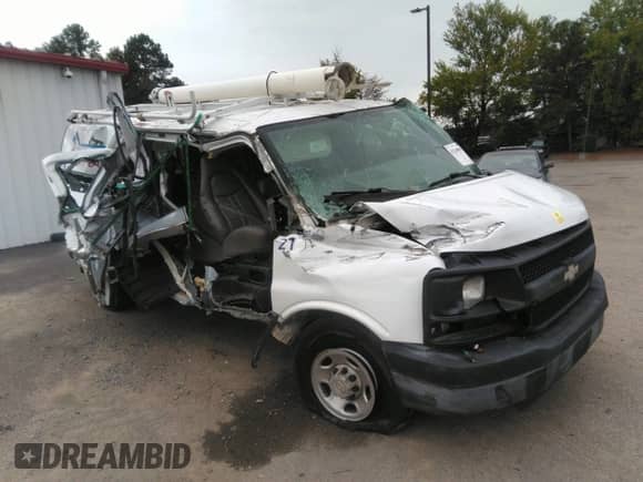 2006 Chevrolet Express Cargo z VIN 1GCHG35V461134131, wystawiony jako IAAI lot #43249817 z przebiegiem Nie podano mil oraz . Historia ofert i sprzedaży dostępna na DreamBid. Obrazek 1.