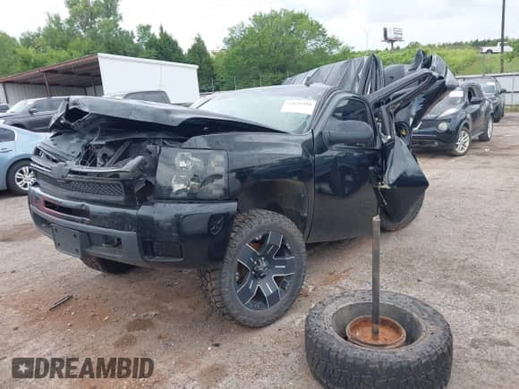 2012 Chevrolet Silverado 1500 LTZ z VIN 3GCPKTE75CG108923, wystawiony jako IAAI lot #42626410 z przebiegiem Nie podano mil oraz . Historia ofert i sprzedaży dostępna na DreamBid. Obrazek 16.