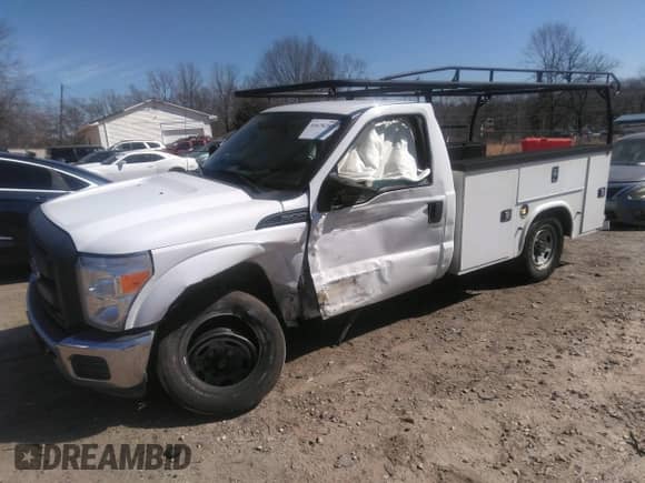 2016 Ford F-250 XL с VIN 1FDBF2A63GED32223, выставлен на аукционе IAAI как лот 41676297 с пробегом 160 239 миль миль и . История ставок и продаж доступна на DreamBid. Изображение 2.