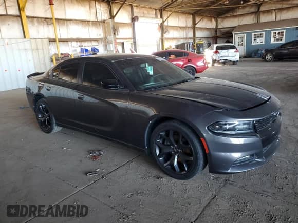 2020 Dodge Charger SXT with VIN 2C3CDXBG5LH249127, listed as a Copart auction lot 84068825 with 61,020 mi miles and Salvage title. Bid and sale history available at DreamBid. Image 4.