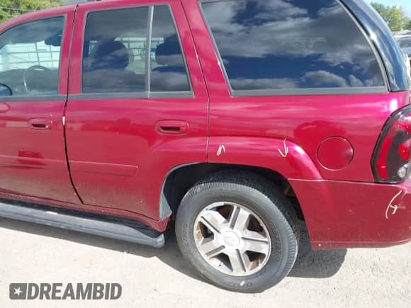 2007 Chevrolet TrailBlazer LS с VIN 1GNDT13S472214295, выставлен на аукционе IAAI как лот 43130003 с пробегом 185 174 миль миль и . История ставок и продаж доступна на DreamBid. Изображение 16.