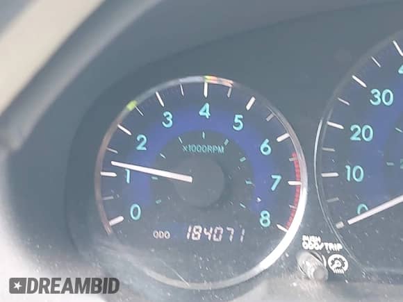 2010 Toyota Sienna CE с VIN 5TDKK4CC1AS307336, выставлен на аукционе IAAI как лот 43356058 с пробегом 184 071 миль миль и . История ставок и продаж доступна на DreamBid. Изображение 16.