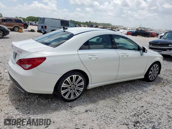 2018 Mercedes-Benz CLA 250 с VIN WDDSJ4EB5JN526433, выставлен на аукционе Copart как лот 61754415 с пробегом 62 181 миль миль и Чистый • Clean title. История ставок и продаж доступна на DreamBid. Изображение 3.