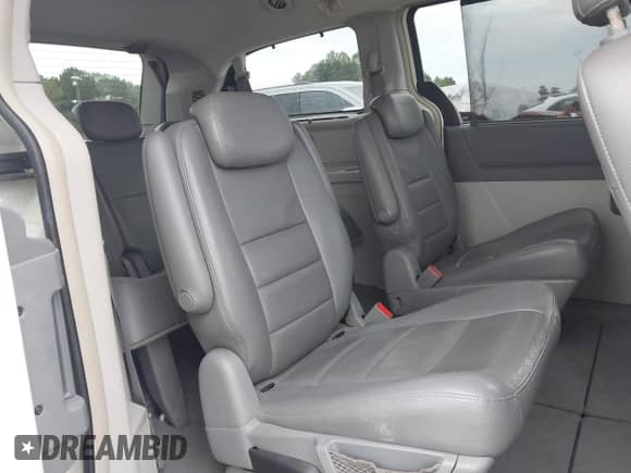 2008 Dodge Grand Caravan SXT с VIN 1D8HN54P48B146508, выставлен на аукционе IAAI как лот 43303820 с пробегом 171 252 миль миль и . История ставок и продаж доступна на DreamBid. Изображение 8.
