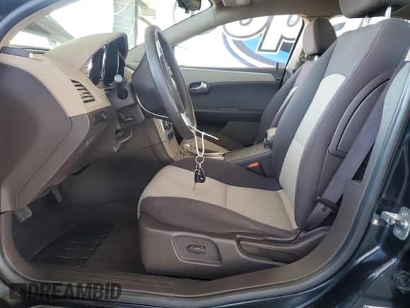 2009 Chevrolet Malibu Hybrid с VIN 1G1ZF57529F129722, выставлен на аукционе Copart как лот 69473585 с пробегом 79 097 миль миль и Списание • Salvage title. История ставок и продаж доступна на DreamBid. Изображение 7.