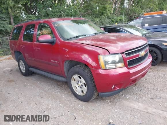 2007 Chevrolet Tahoe LTZ с VIN 1GNFK13007J115165, выставлен на аукционе IAAI как лот 42988106 с пробегом 185 076 миль миль и . История ставок и продаж доступна на DreamBid. Изображение 1.