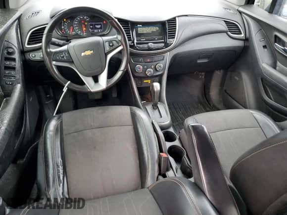 2019 Chevrolet Trax LT z VIN 3GNCJLSB2KL399971, wystawiony jako Copart lot #90649805 z przebiegiem 98 595 mil mil oraz Czysty tytuł • Clean title. Historia ofert i sprzedaży dostępna na DreamBid. Obrazek 8.