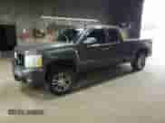 2011 Chevrolet Silverado 1500 LT с VIN 1GCRKSE31BZ123126, выставлен на аукционе Copart как лот 64553905 с пробегом Не указан миль и На запчасти • Non repairable. История ставок и продаж доступна на DreamBid. Изображение 1.