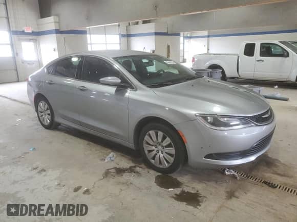 2017 Chrysler 200 Touring с VIN 1C3CCCFB4HN512443, выставлен на аукционе Copart как лот 86644235 с пробегом 205 605 миль миль и Чистый • Clean title. История ставок и продаж доступна на DreamBid. Изображение 4.