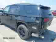 2022 Chevrolet Traverse LS z VIN 1GNERFKW8NJ121450, wystawiony jako IAAI lot #43007146 z przebiegiem 69 134 mil mil oraz . Historia ofert i sprzedaży dostępna na DreamBid. Obrazek 19.