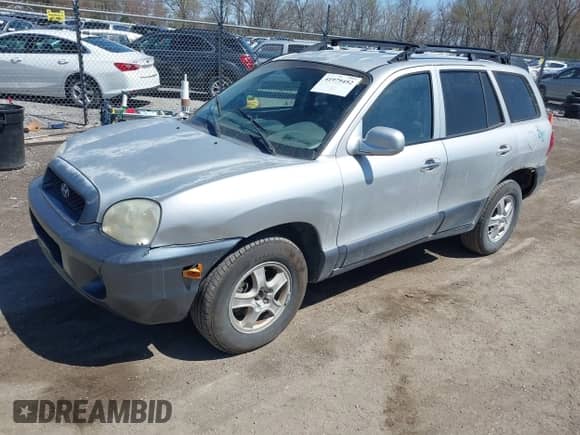 2004 Hyundai Santa Fe GLS с VIN KM8SC13E74U687548, выставлен на аукционе IAAI как лот 41979452 с пробегом 160 807 миль миль и . История ставок и продаж доступна на DreamBid. Изображение 2.
