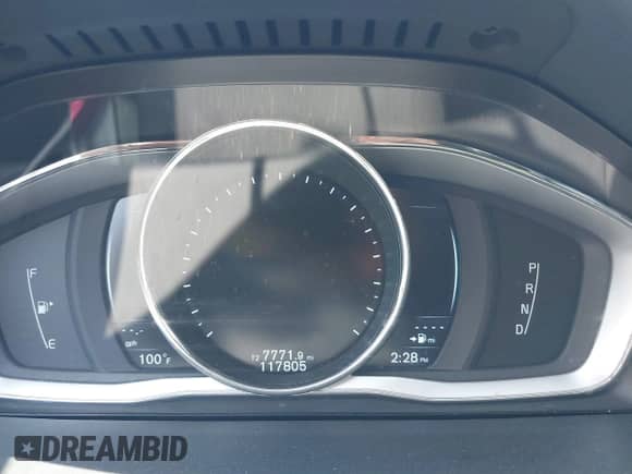 2016 Volvo S60 T5 Platinum с VIN YV4612UM7G2001173, выставлен на аукционе IAAI как лот 41659965 с пробегом 117 805 миль миль и . История ставок и продаж доступна на DreamBid. Изображение 7.