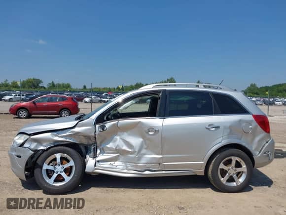 2014 Chevrolet Captiva Sport LT with VIN 3GNAL3EK9ES513889, listed as a IAAI auction lot 42724185 with 160,769 mi miles and . Bid and sale history available at DreamBid. Image 14.