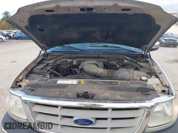 2002 Ford F-150 XLT с VIN 1FTRW07652KB59717, выставлен на аукционе IAAI как лот 43556246 с пробегом 90 505 миль миль и . История ставок и продаж доступна на DreamBid. Изображение 10.