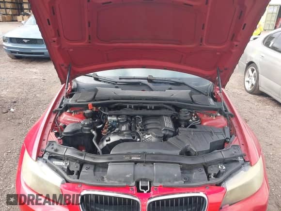 2009 BMW 3 Series 328i with VIN WBAPH73599A175407, listed as a IAAI auction lot 42446983 with 216,771 mi miles and . Bid and sale history available at DreamBid. Image 10.