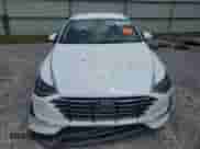 2020 Hyundai Sonata SE z VIN 5NPEG4JA0LH036990, wystawiony jako Copart lot #64201625 z przebiegiem 86 559 mil mil oraz Czysty tytuł • Clean title. Historia ofert i sprzedaży dostępna na DreamBid. Obrazek 5.
