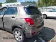 2021 Chevrolet Trax LT с VIN KL7CJPSB5MB303803, выставлен на аукционе IAAI как лот 43209622 с пробегом Не указан миль и . История ставок и продаж доступна на DreamBid. Изображение 20.