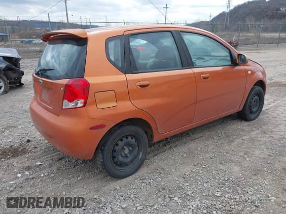 2007 Chevrolet Aveo LS с VIN KL1TD66687B758769, выставлен на аукционе IAAI как лот 41895645 с пробегом 198 811 миль миль и . История ставок и продаж доступна на DreamBid. Изображение 4.