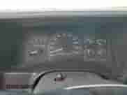1998 GMC Sierra 1500 z VIN 1GTEC14MXWZ850349, wystawiony jako Copart lot #65374255 z przebiegiem 102 157 mil mil oraz Szkoda całkowita • Salvage title. Historia ofert i sprzedaży dostępna na DreamBid. Obrazek 9.