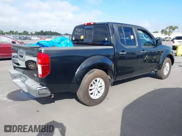 2017 Nissan Frontier SV with VIN 1N6AD0ER7HN761930, listed as a IAAI auction lot 43388305 with 115,379 mi miles and . Bid and sale history available at DreamBid. Image 4.