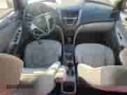 2017 Hyundai Accent SE с VIN KMHCT4AE1HU247274, выставлен на аукционе Copart как лот 62069855 с пробегом 137 376 миль миль и Списание • Salvage title. История ставок и продаж доступна на DreamBid. Изображение 8.