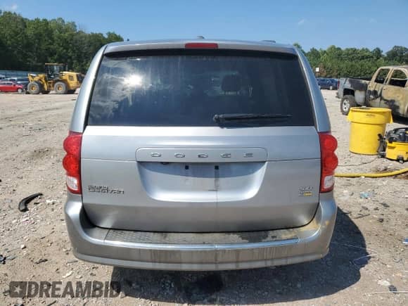 2019 Dodge Grand Caravan SXT with VIN 2C4RDGCG7KR519133, listed as a Copart auction lot 71820715 with 92,958 mi miles and Salvage title. Bid and sale history available at DreamBid. Image 6.